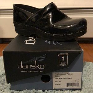 Dansko well loved clogs